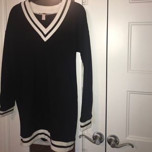 B&W Oversized Sweater